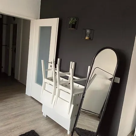 Sonniges Mit Balkon - In Ehrenfeld