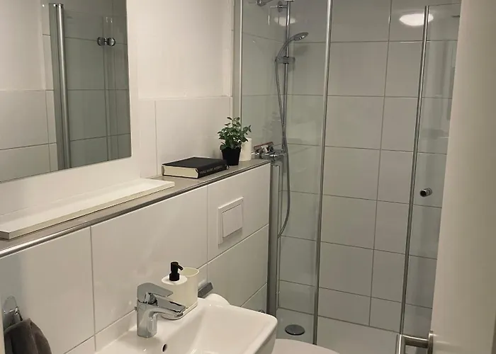 Sonniges Mit Balkon - In Ehrenfeld Kolonia